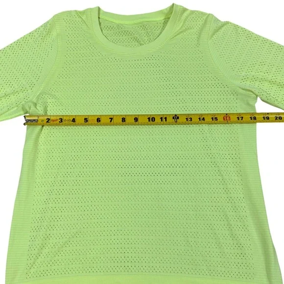 lululemon‎ Women's Seamless Long Sleeve Top Neon Green Est 6 Athleisure Gym Run - Picture 5 of 8